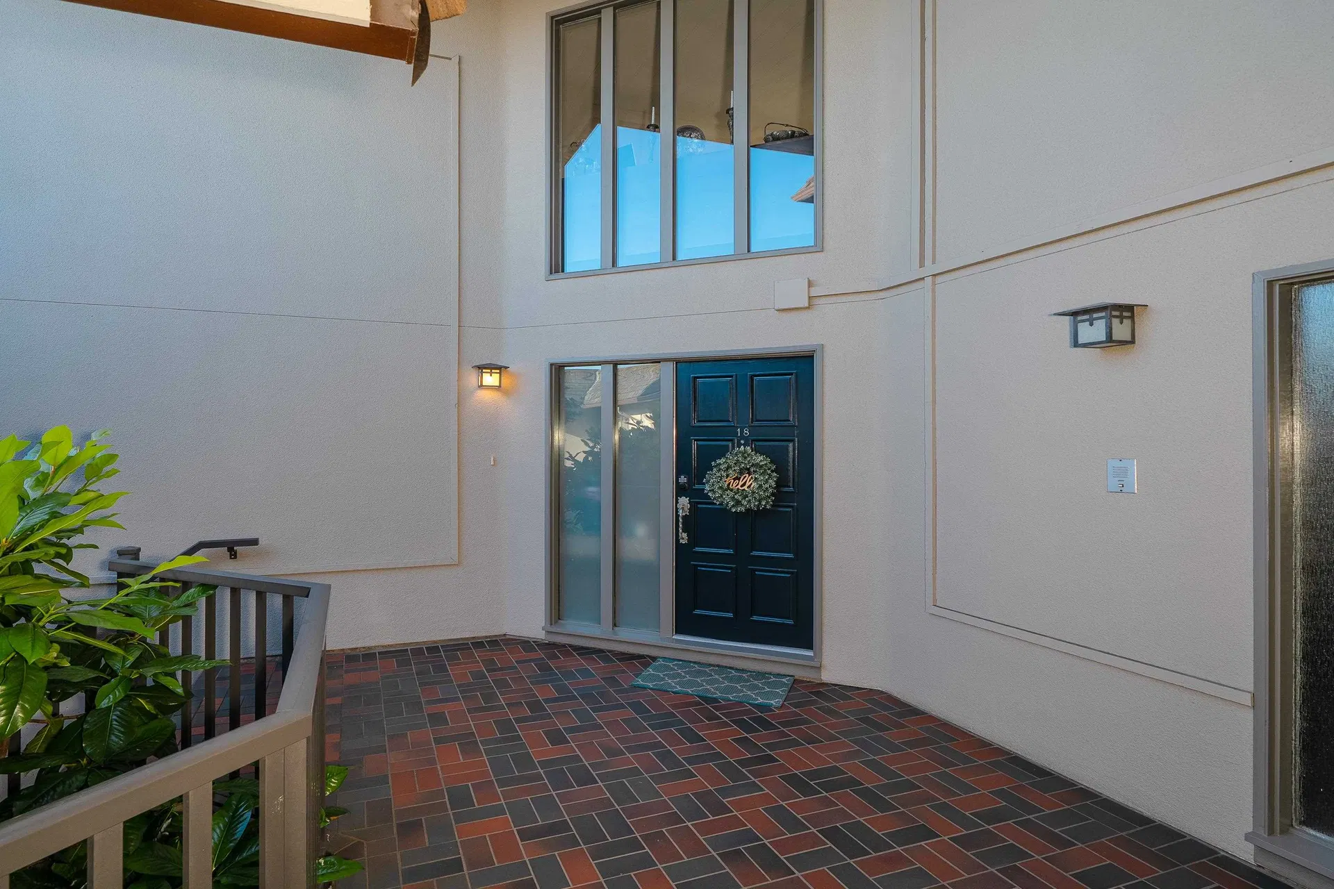 Photo 4 of 36 at #18 – 2214 Folkstone Way