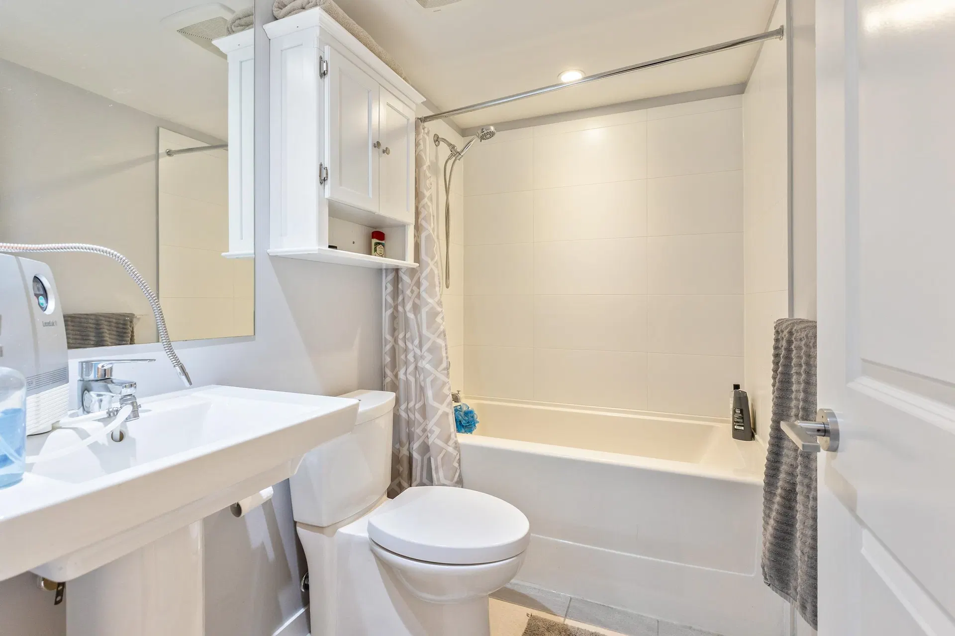 Photo 5 of 31 at #5 – 15938 27 Avenue