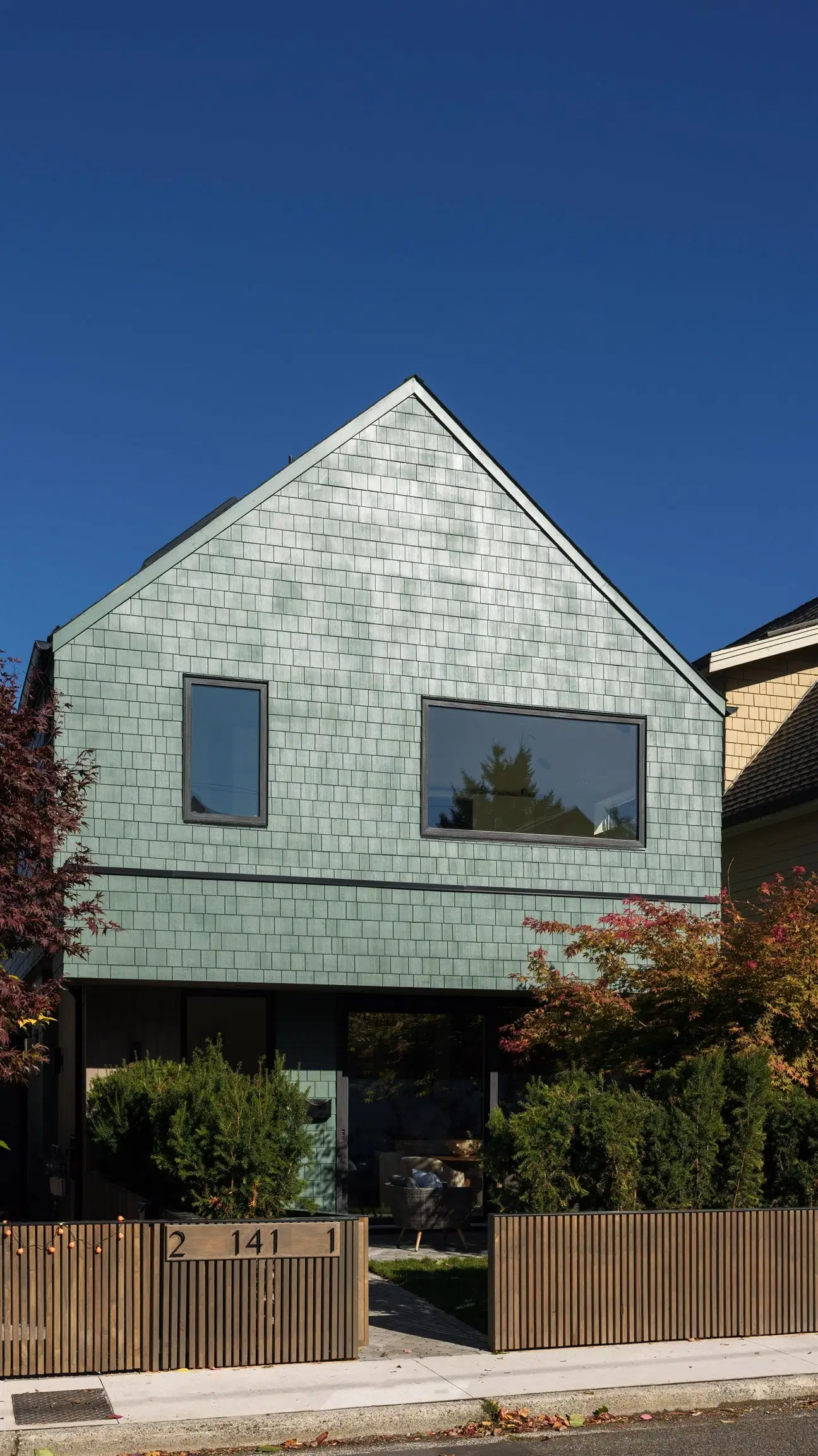 #1 – 141 22nd Avenue