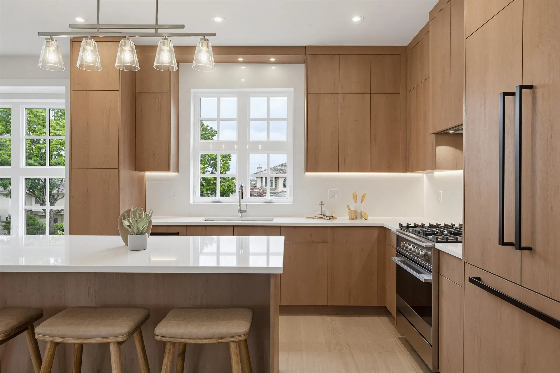 Photo 4 of 38 at #1 – 7609 Coldicutt Street