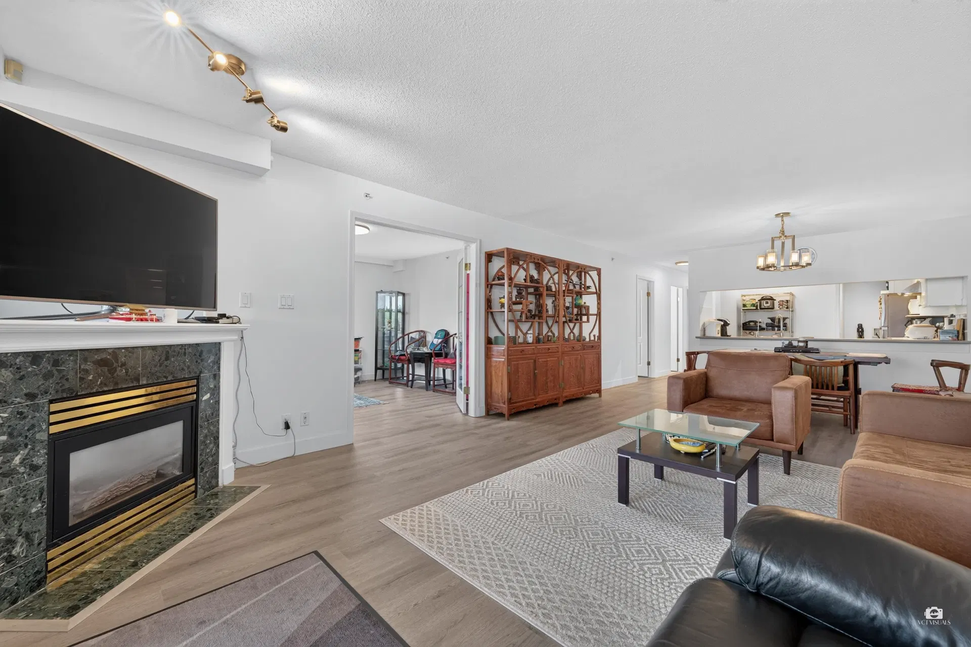 Photo 3 of 26 at #109 – 5860 Dover Crescent