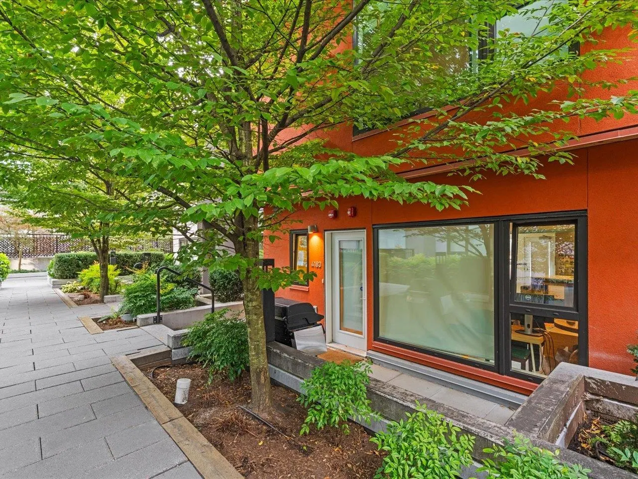 Photo 2 of 21 at 4183 Cambie Street