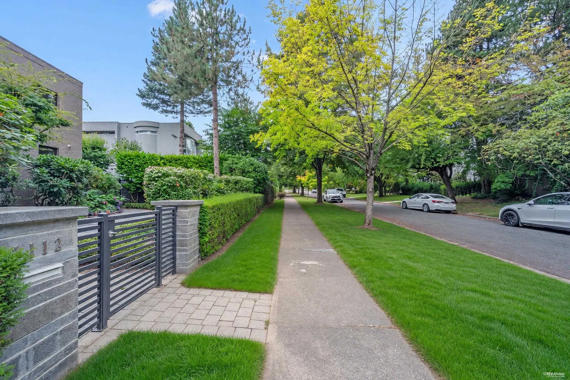 Photo 2 of 40 at 1112 W 38th Avenue