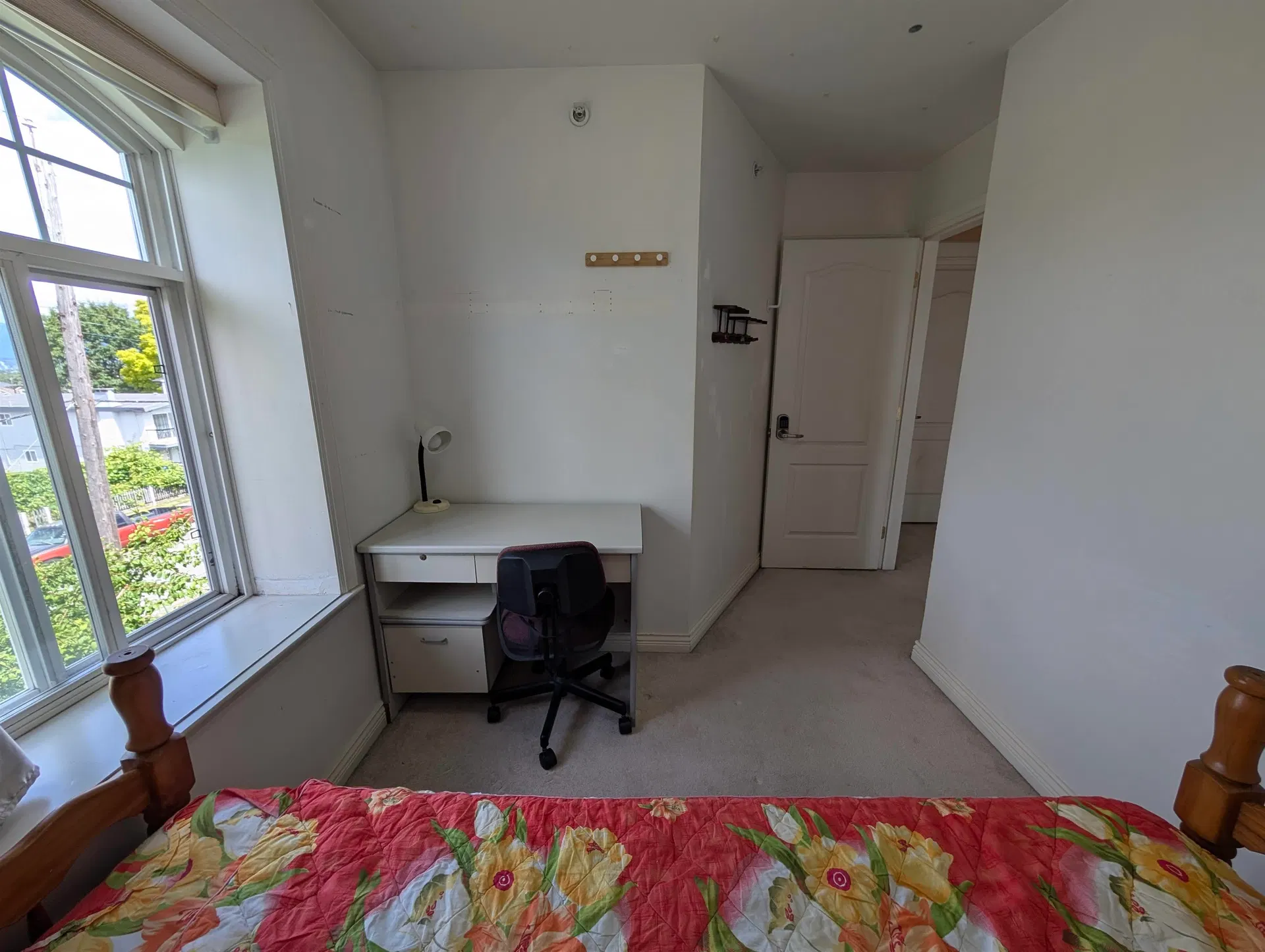 Photo 3 of 15 at ROOMS in SHARED – 4XXX Reid Street