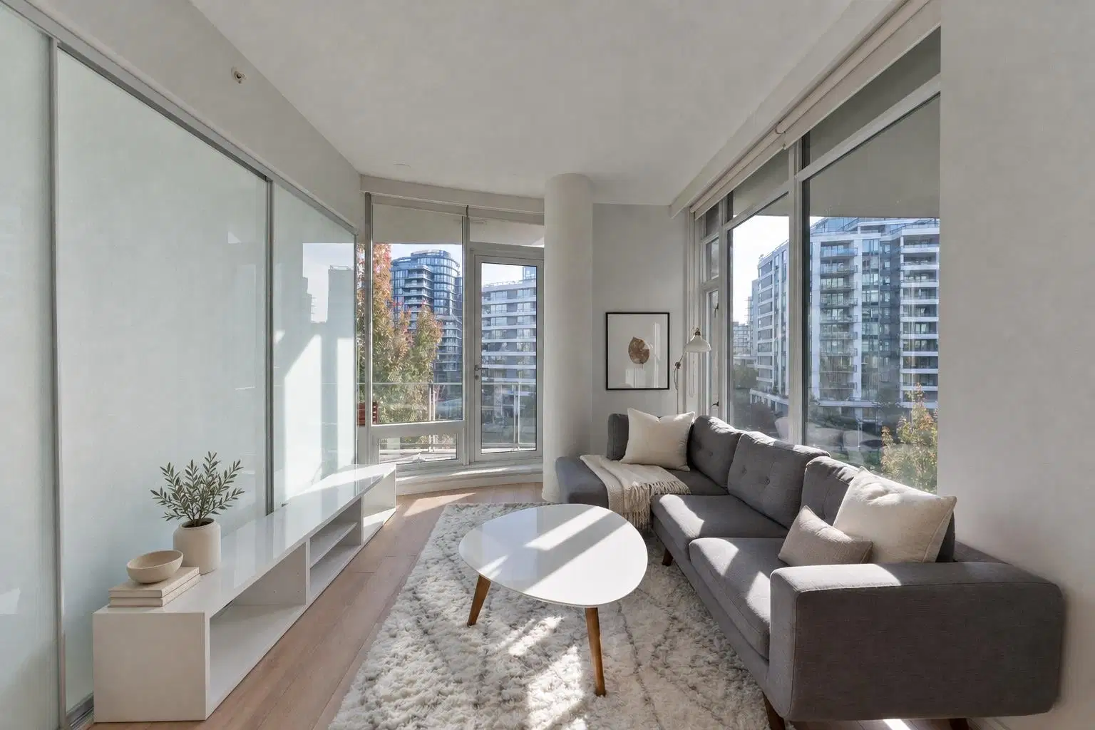 #505 – 1633 Ontario Street