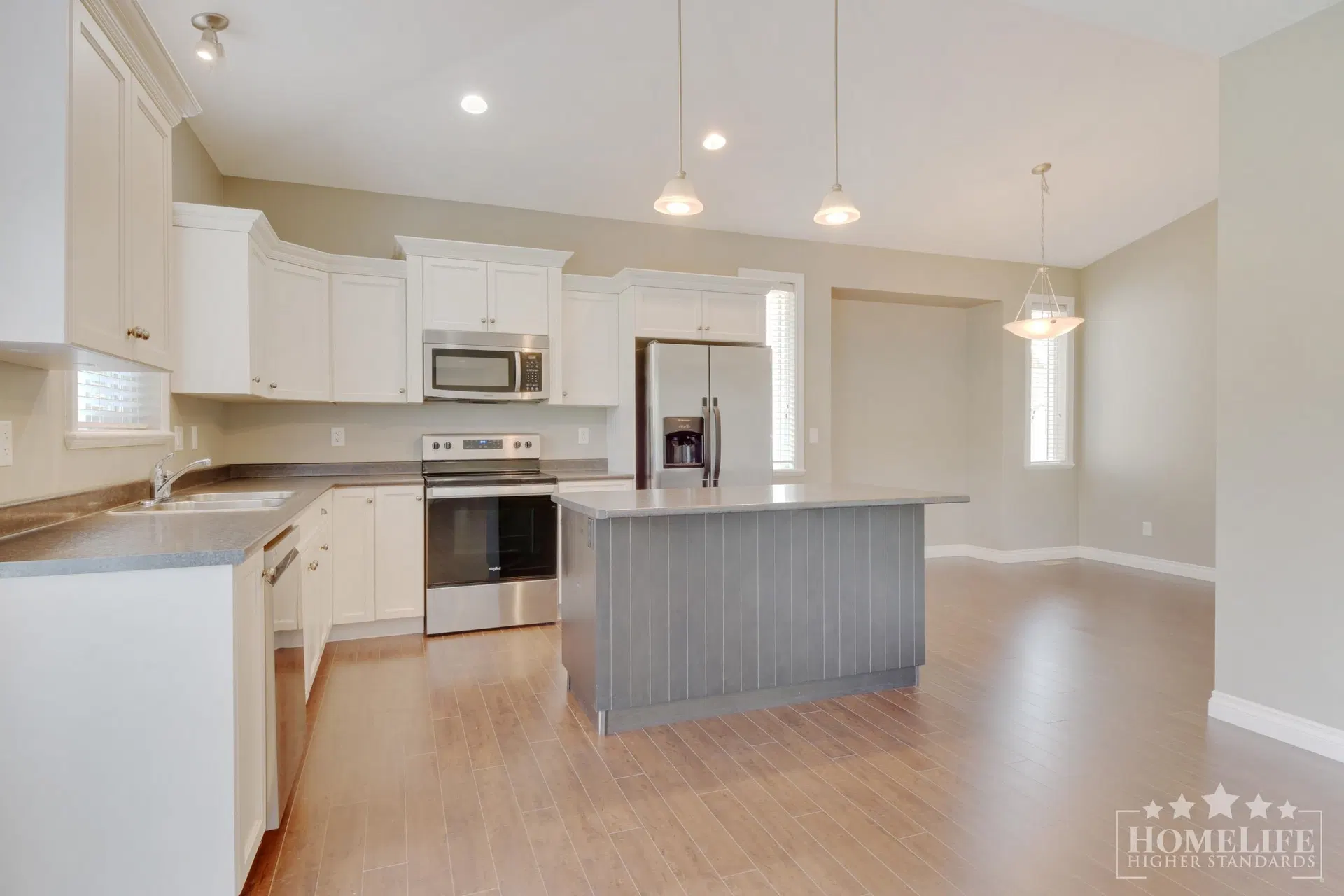Photo 5 of 22 at Upper House – 47393 Macswan Drive