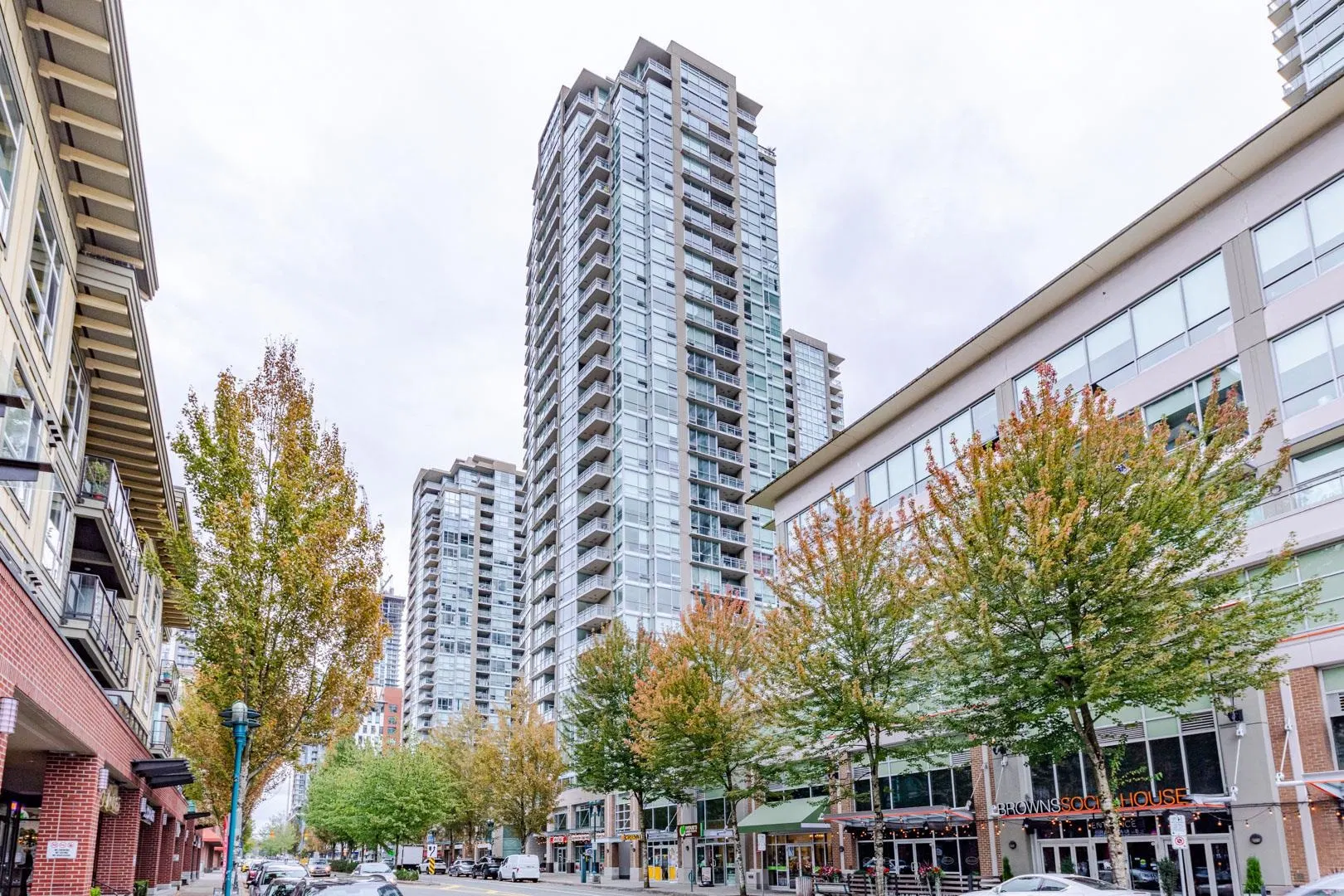#2707 – 2968 Glen Drive
