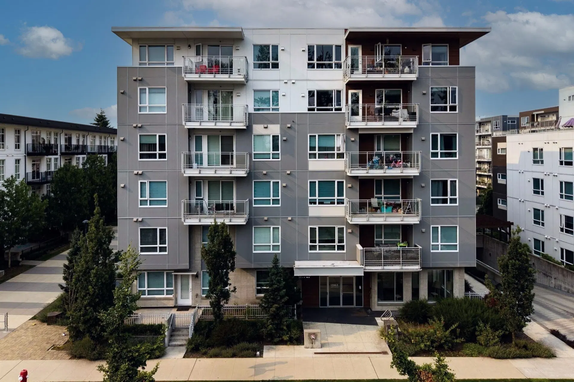 Photo 1 of 31 at #118 – 13963 105 Boulevard