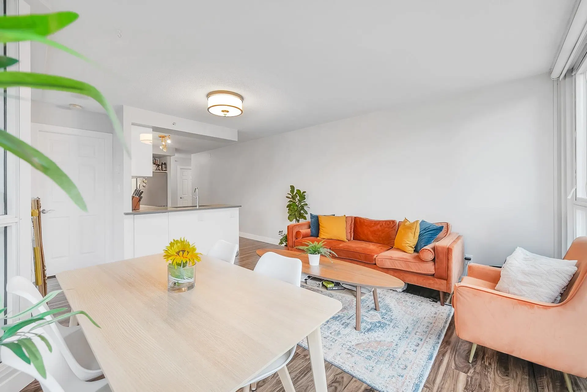 Photo 3 of 27 at #1003 – 1188 Richards Street