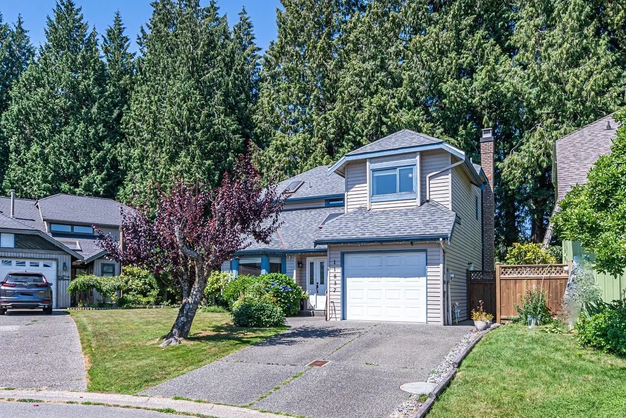 Photo 1 of 27 at 11837 Woodlynn Court