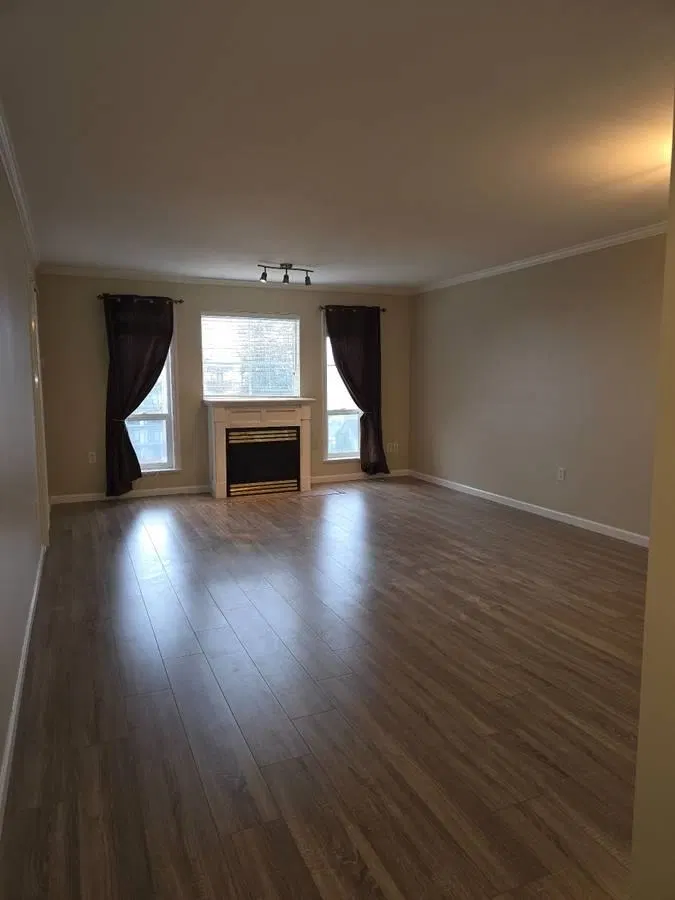Photo 2 of 18 at #209 – 33150 4th Ave