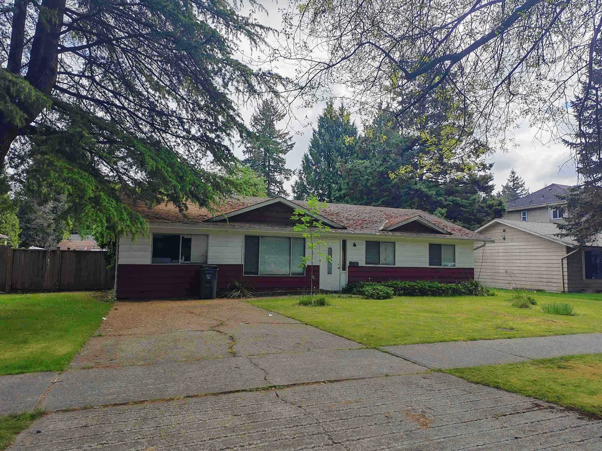 Photo 1 of 3 at 10256 143a Street