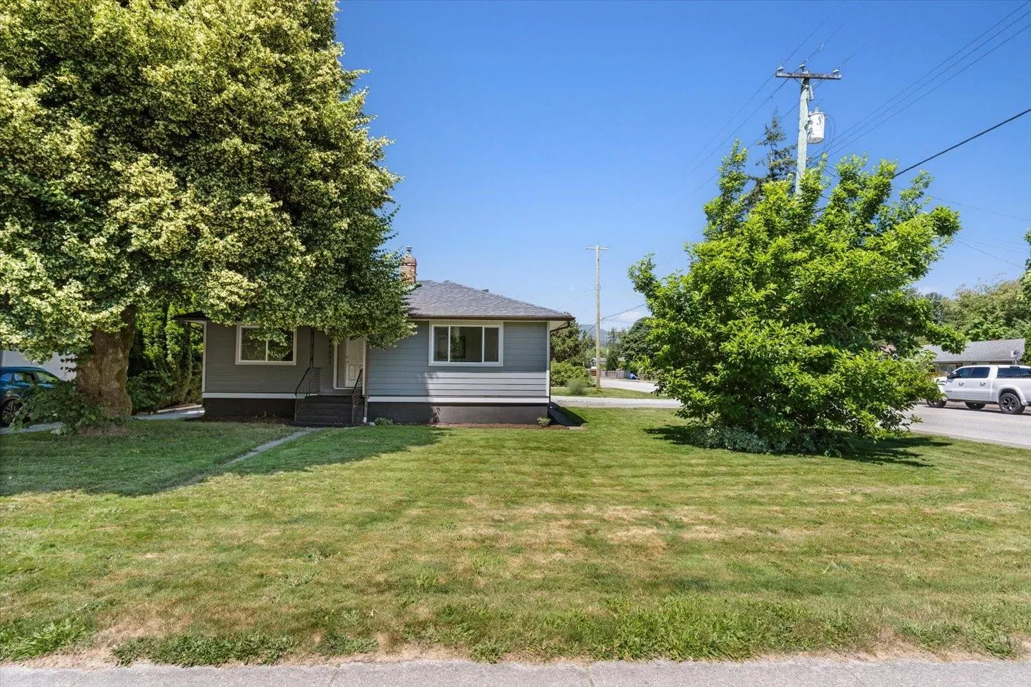 Photo 3 of 40 at 46591 Portage Avenue