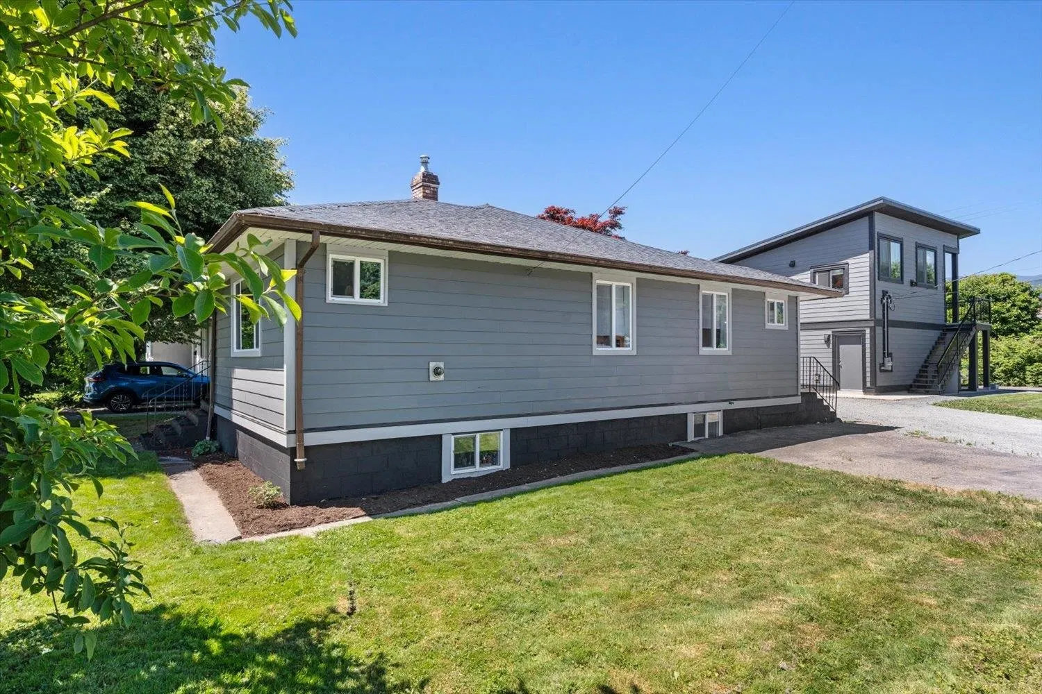 Photo 4 of 40 at 46591 Portage Avenue