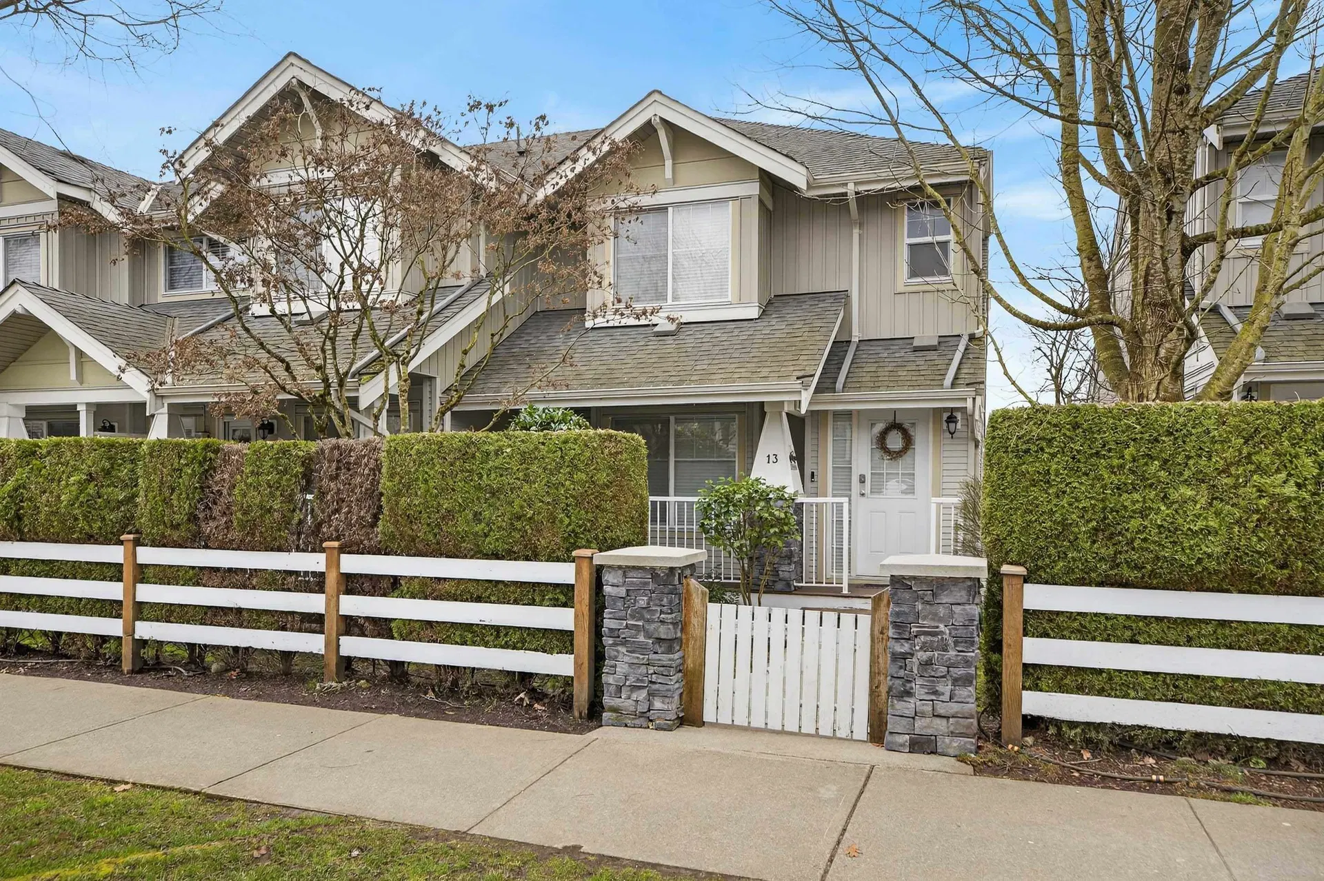 Photo 3 of 38 at #13 – 6568 193b Street
