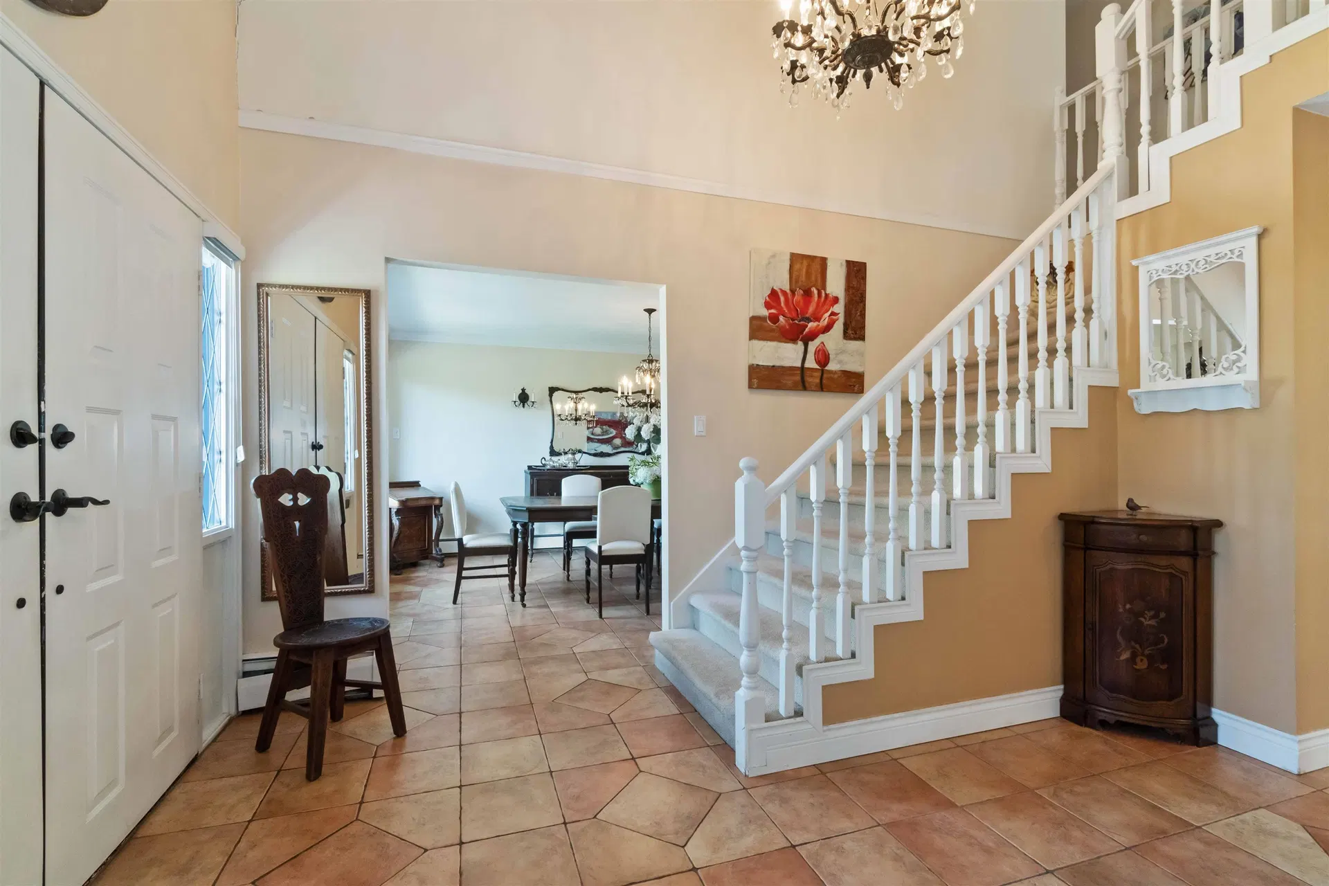 Photo 4 of 40 at 4106 Staulo Crescent