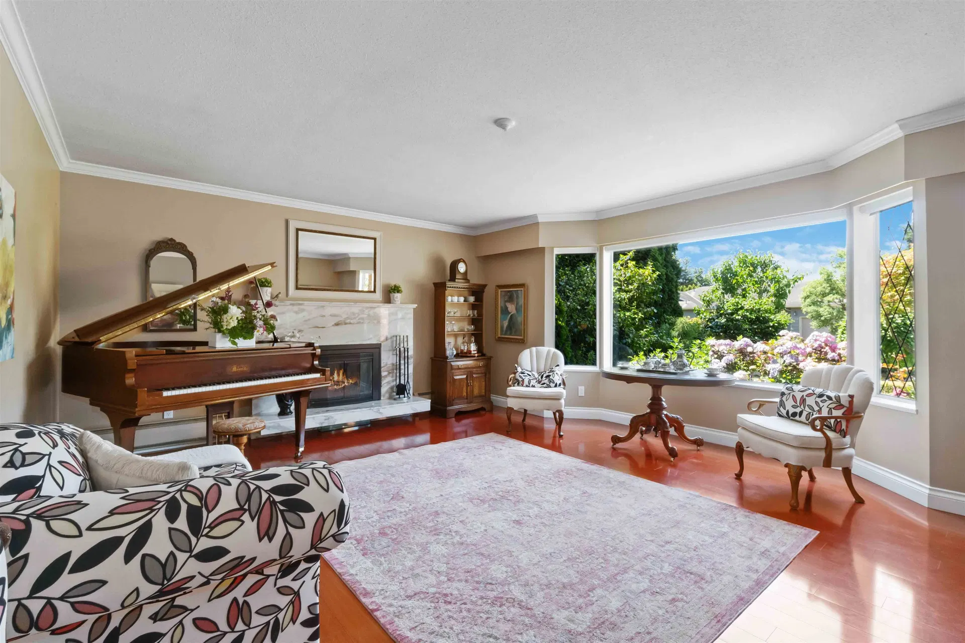 Photo 5 of 40 at 4106 Staulo Crescent