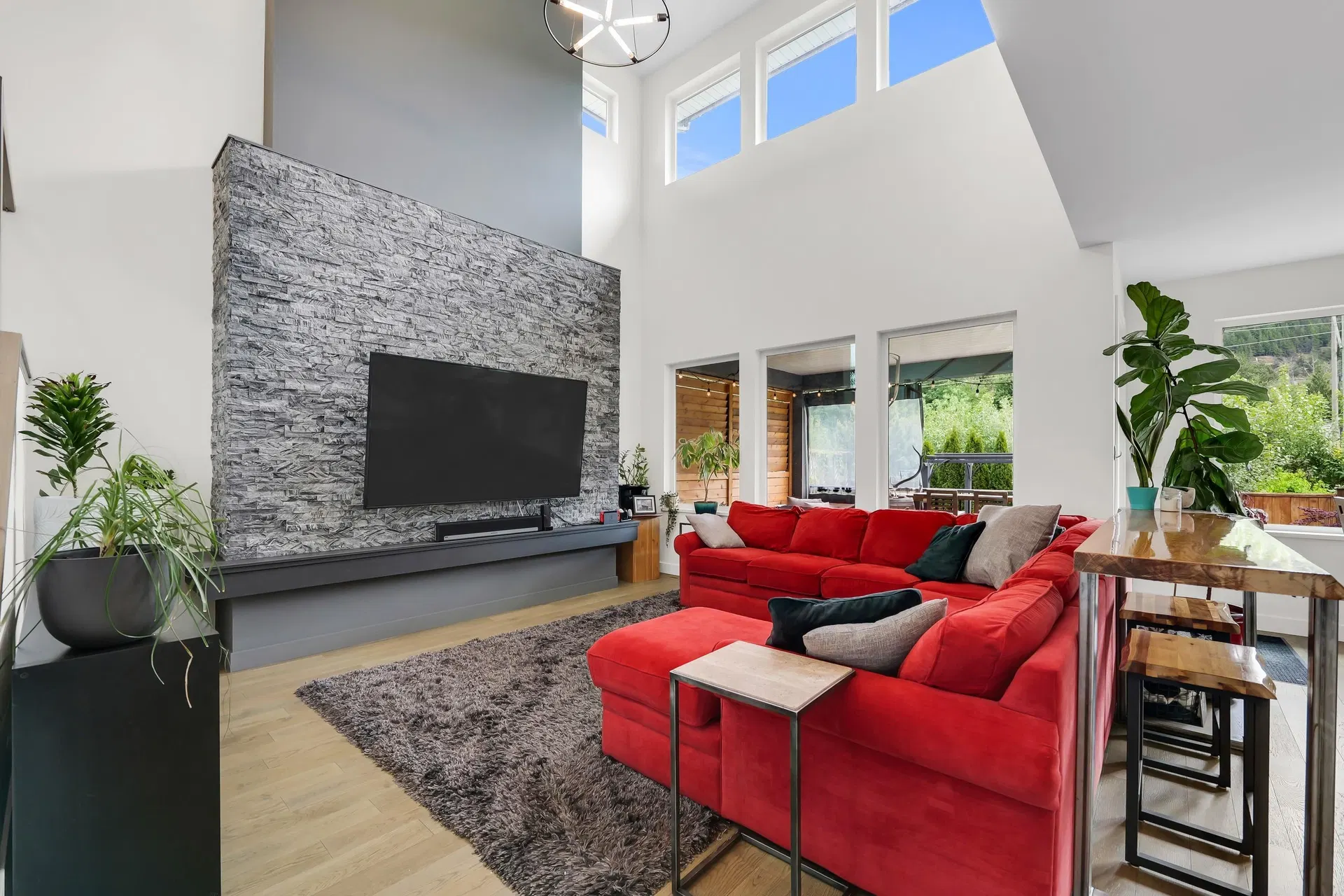 Photo 1 of 40 at 39224 Cardinal Drive