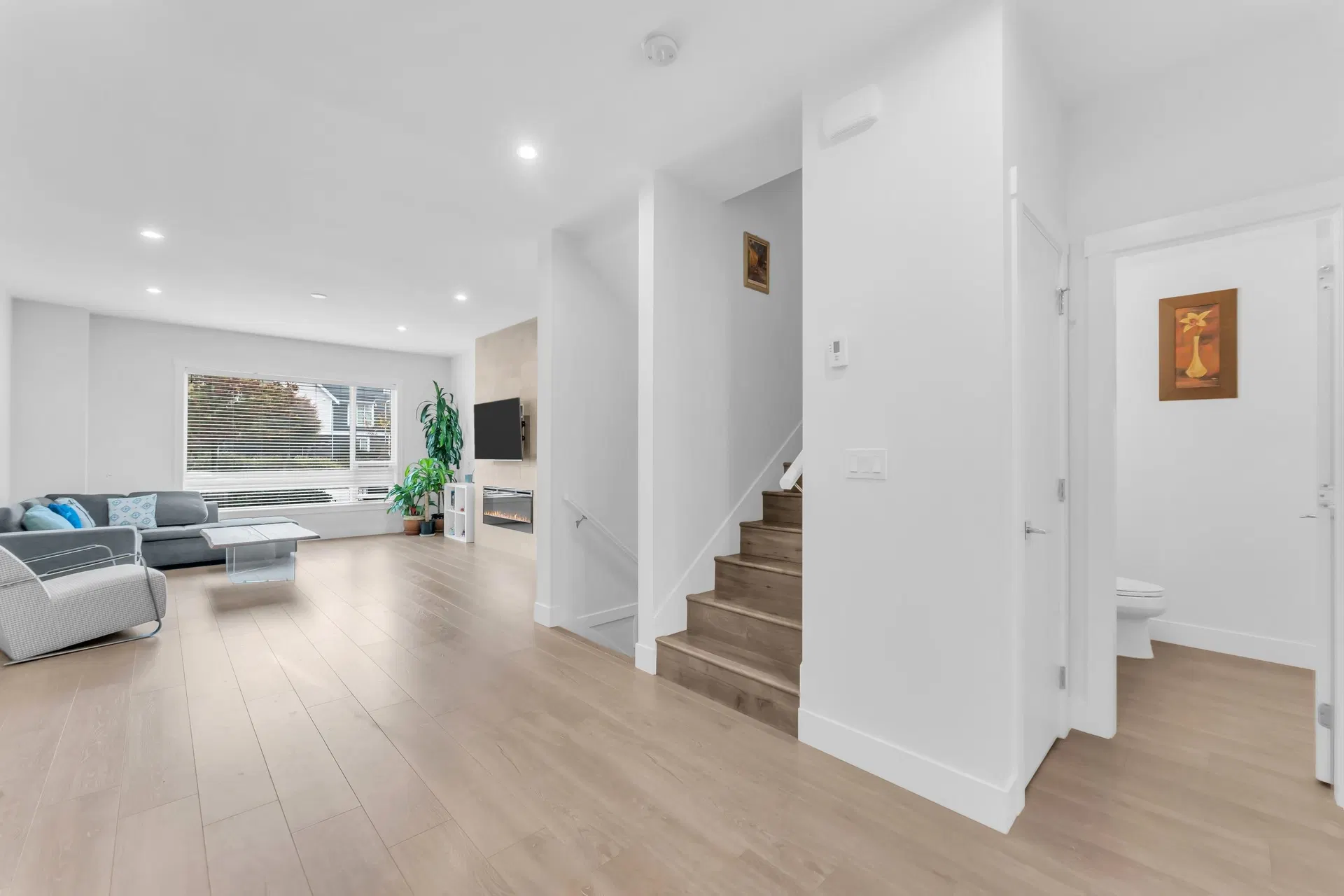 Photo 4 of 40 at #218 – 2277 Oak Meadows Drive