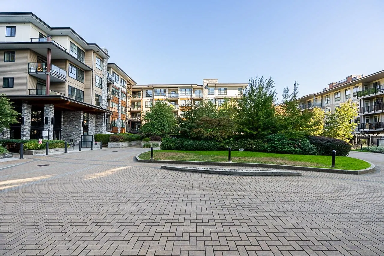 #310 – 1152 Windsor Mews