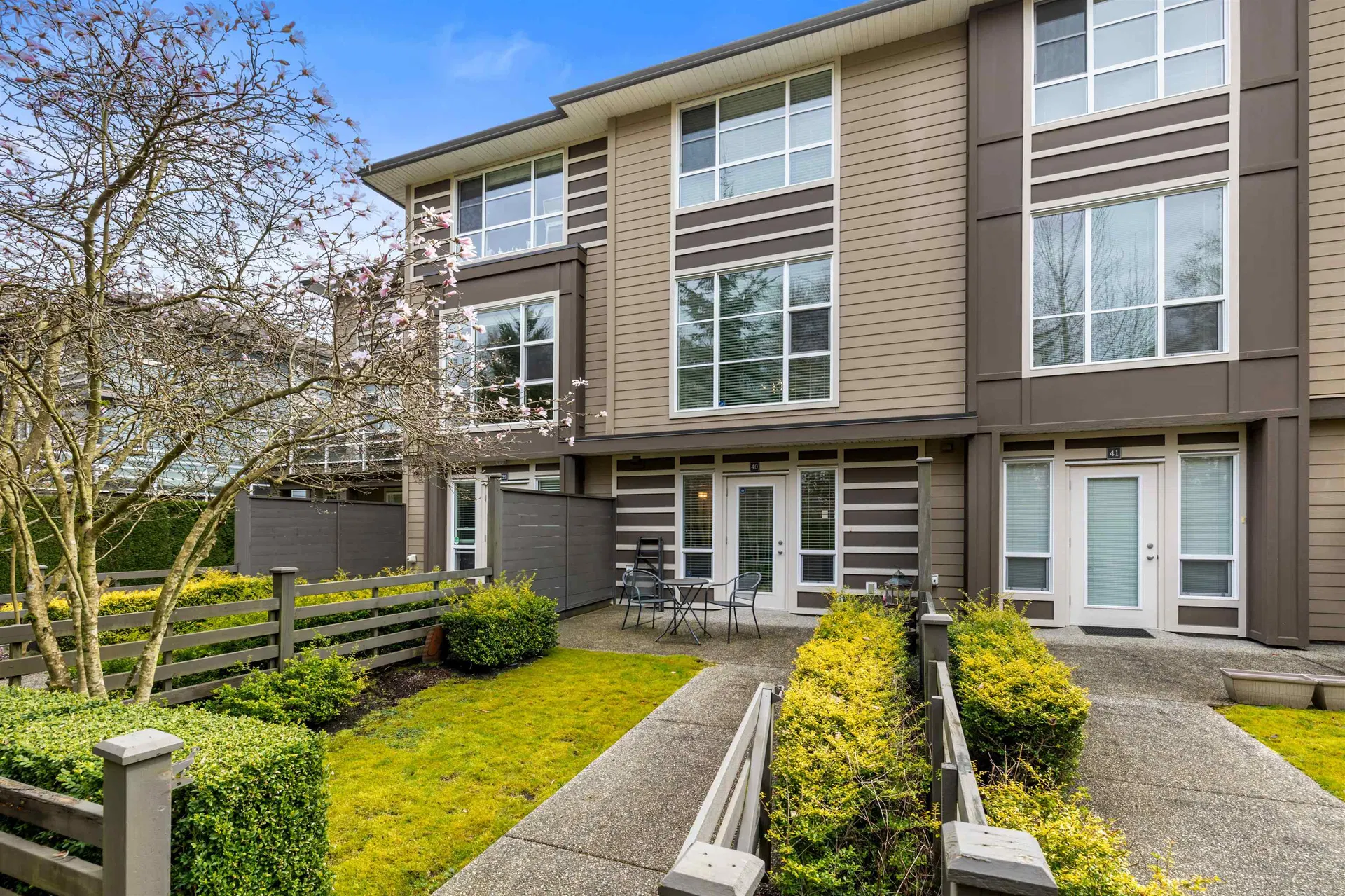 Photo 2 of 40 at #40 – 15405 31 Avenue