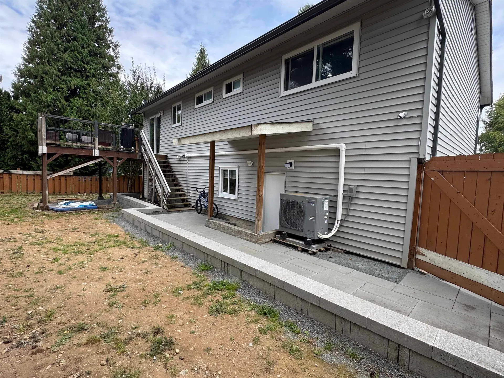 Photo 3 of 4 at 35144 Morgan Way