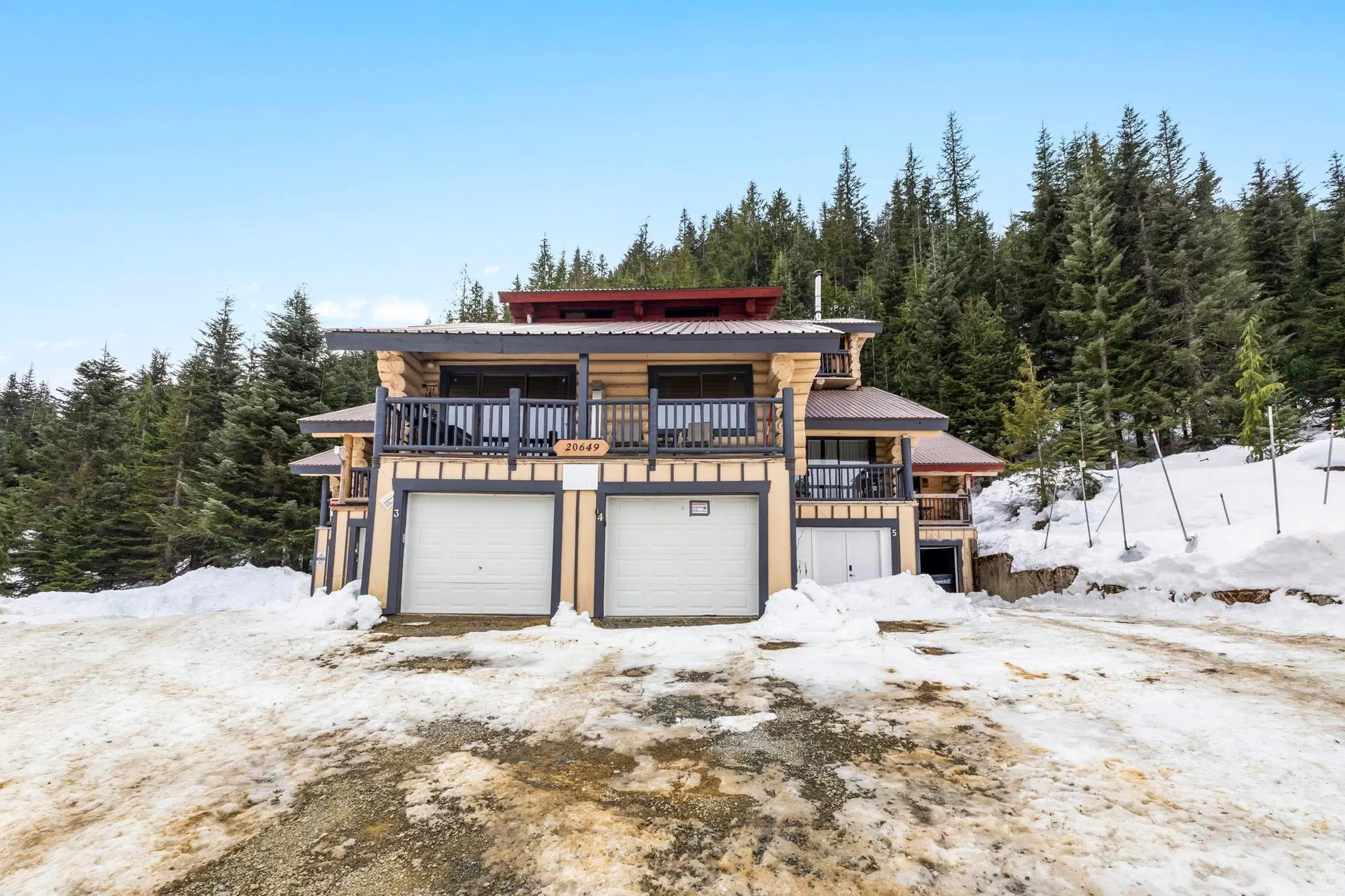 #6 – 20649 Edelweiss Drive