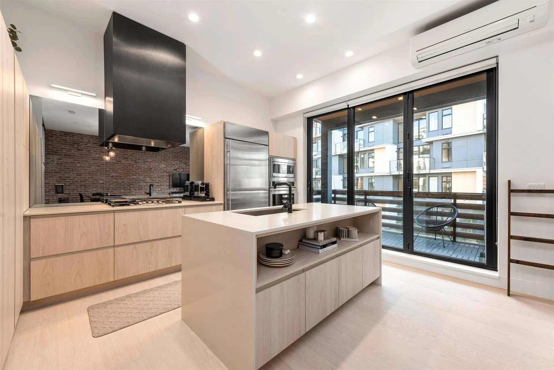 #219 – 300 Salter Street
