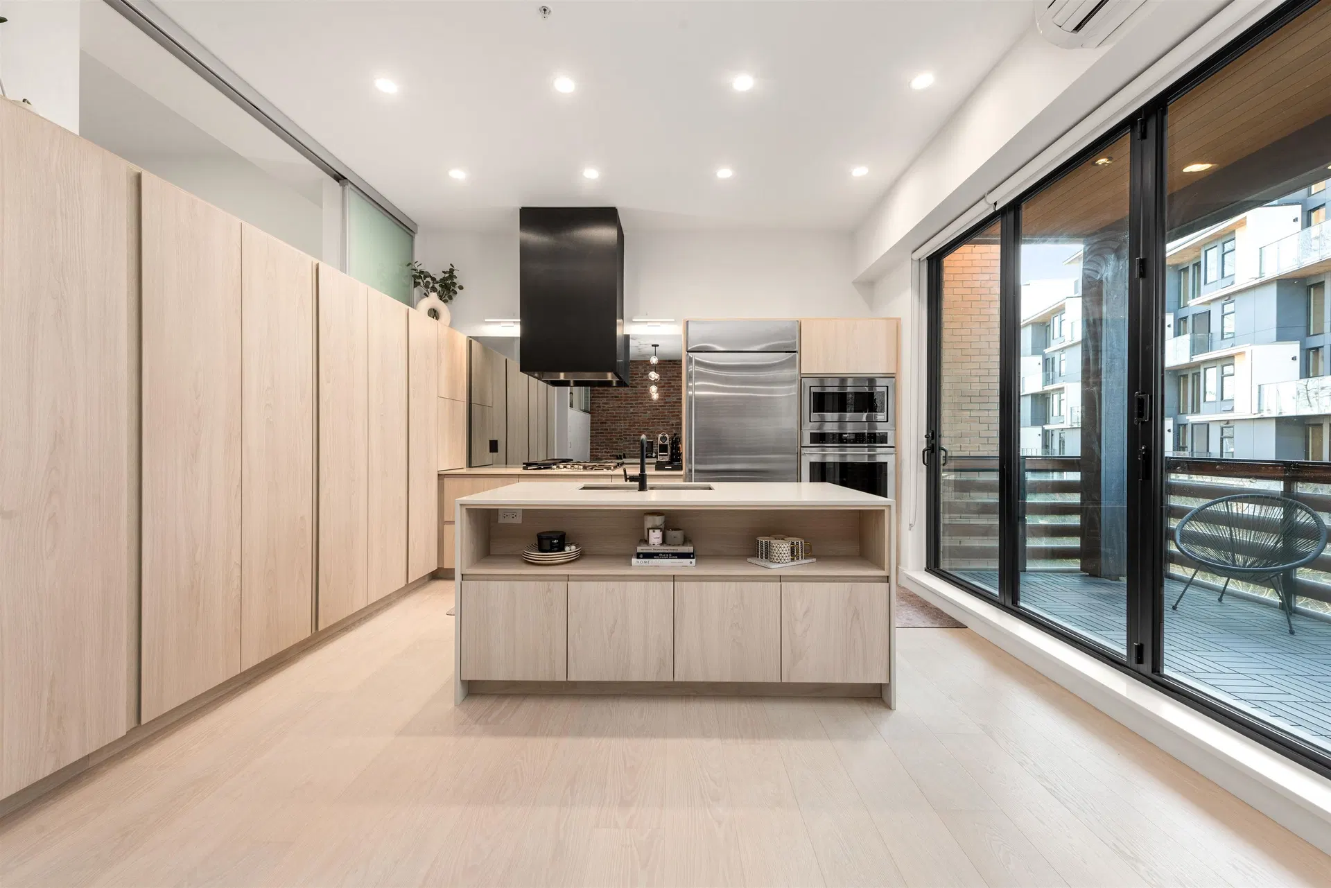 Photo 2 of 35 at #219 – 300 Salter Street