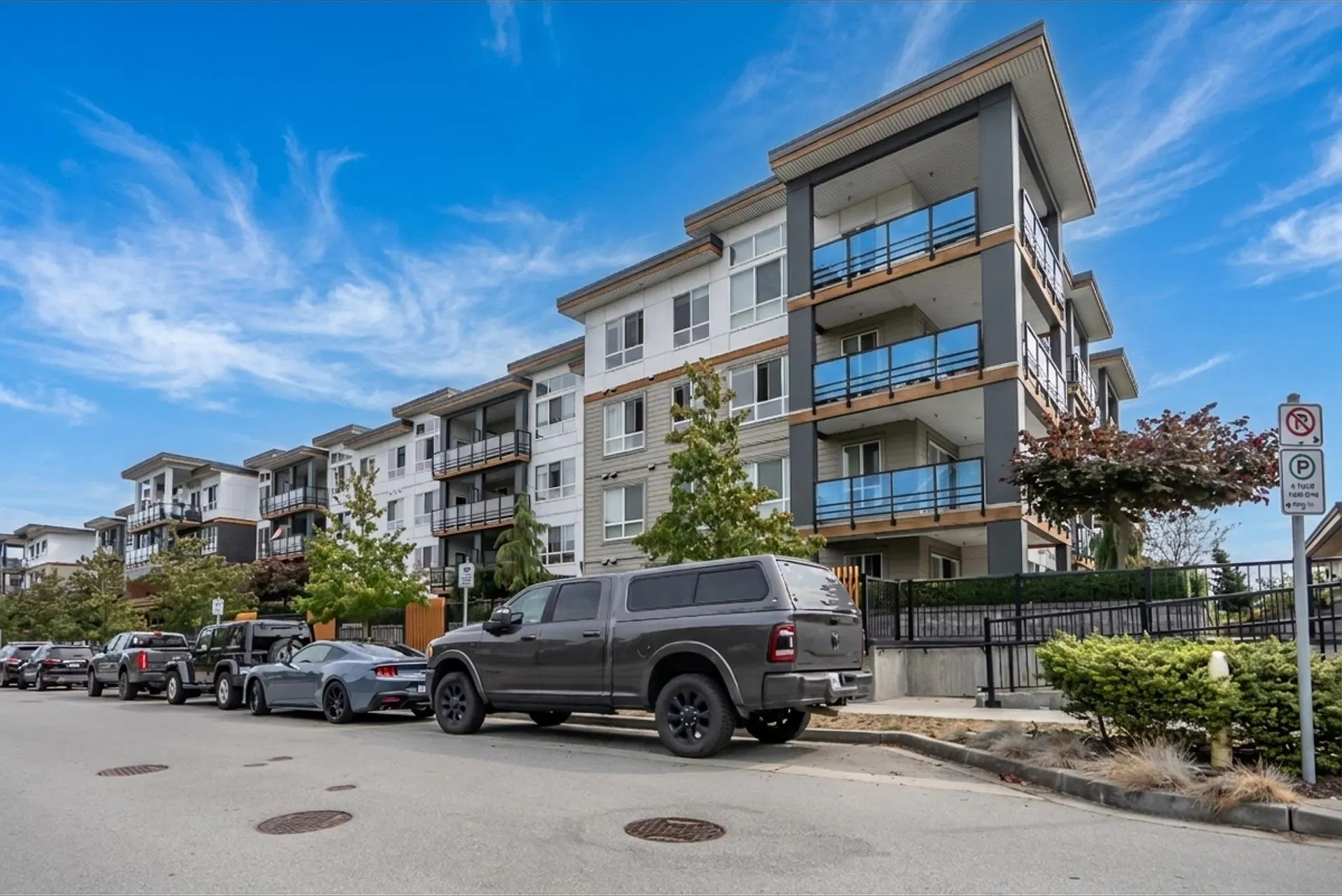Photo 2 of 40 at #109 – 1892 Starling Drive