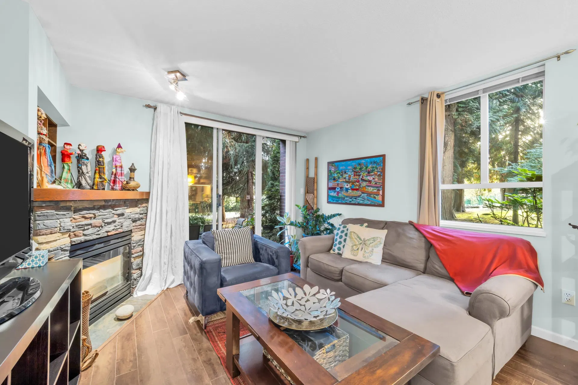 Photo 3 of 37 at #5 – 7077 Beresford Street