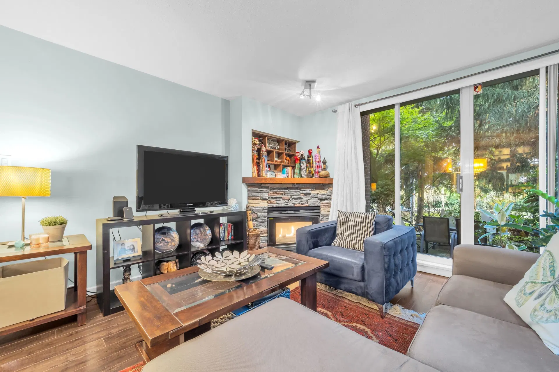 Photo 5 of 37 at #5 – 7077 Beresford Street