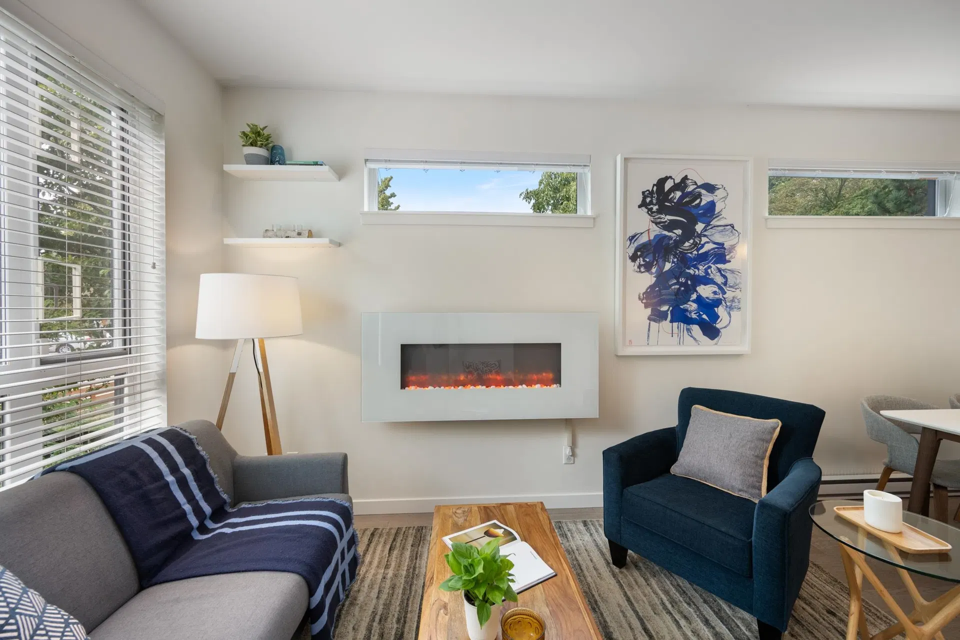 Photo 5 of 40 at 501 E 44th Avenue