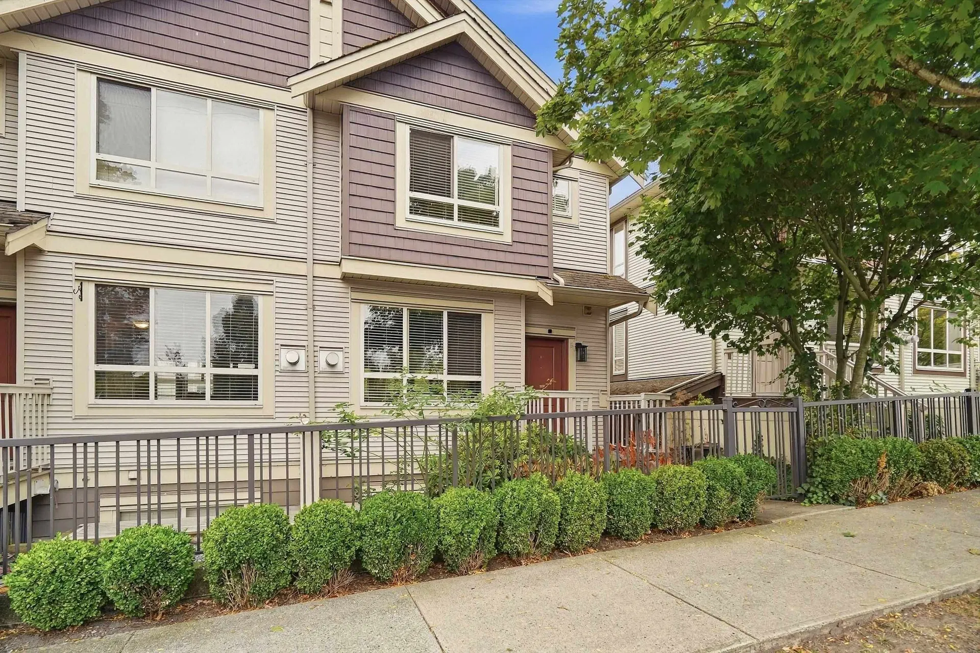 #6 – 19560 68 Avenue