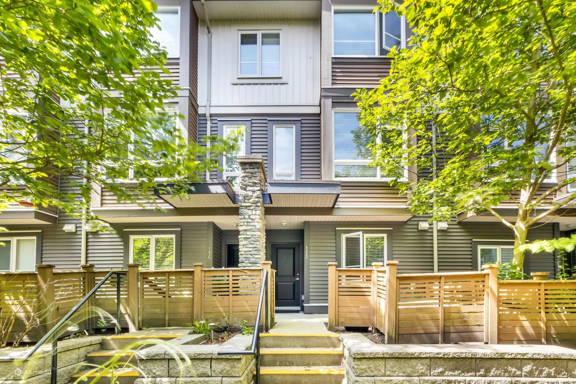 Photo 4 of 34 at #115 – 5888 144 Street