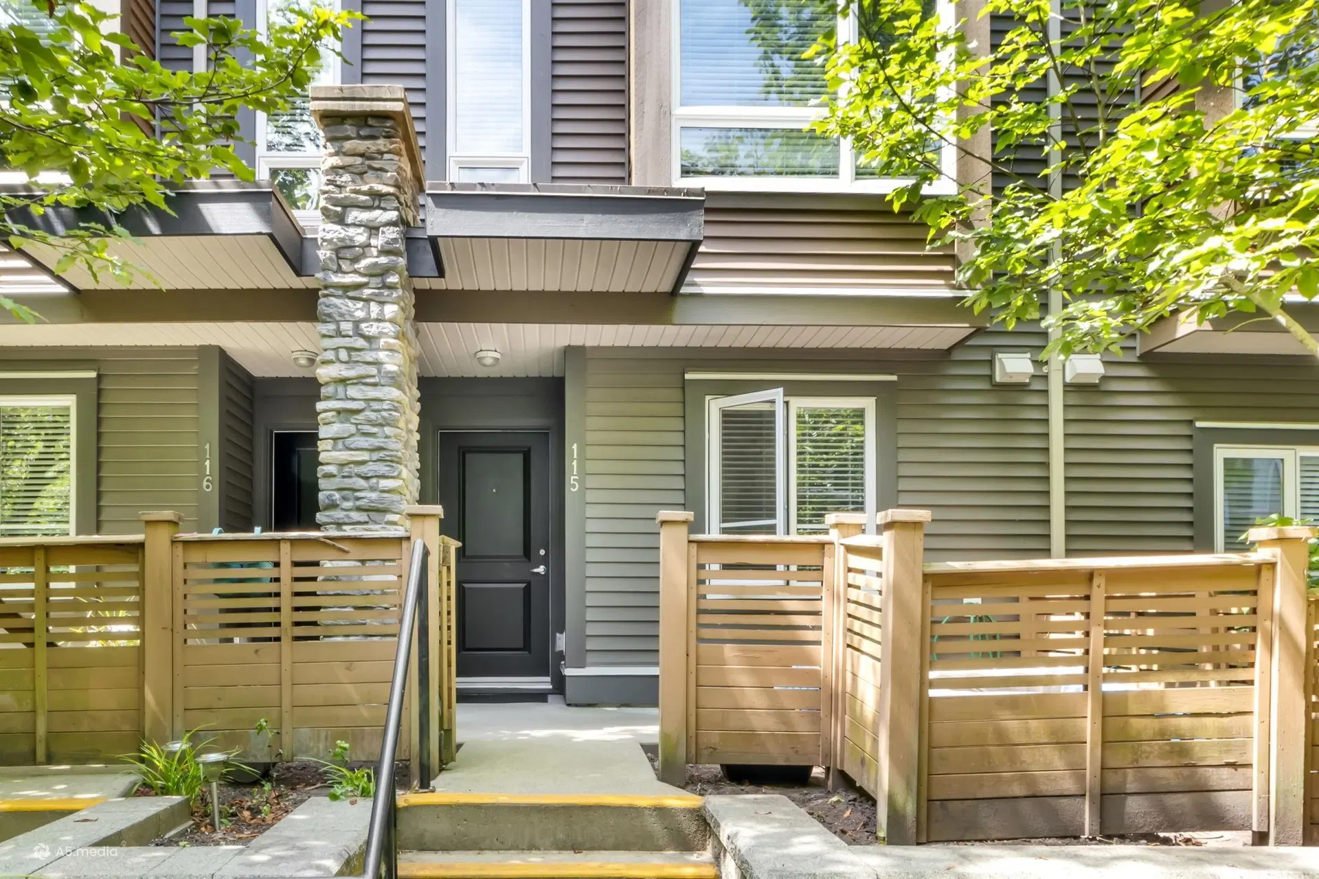 Photo 5 of 34 at #115 – 5888 144 Street