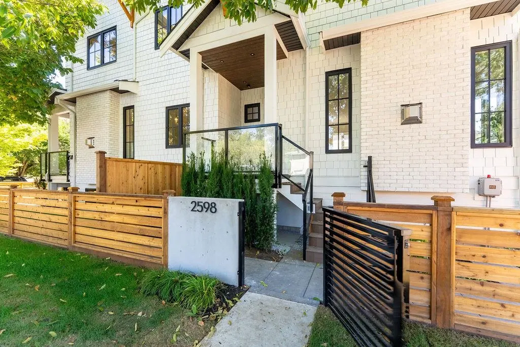 Photo 5 of 39 at 2598 E 16th Avenue