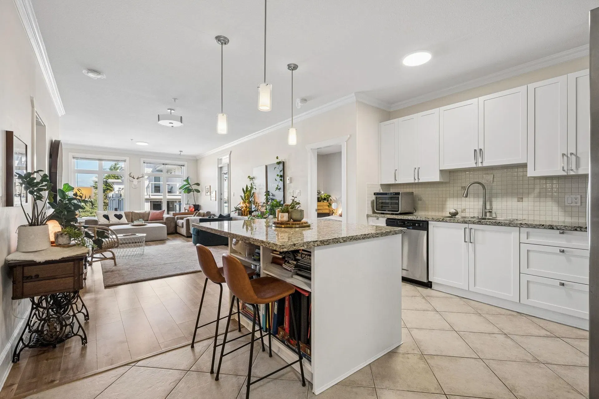 Photo 1 of 40 at #305 – 4111 Bayview Street