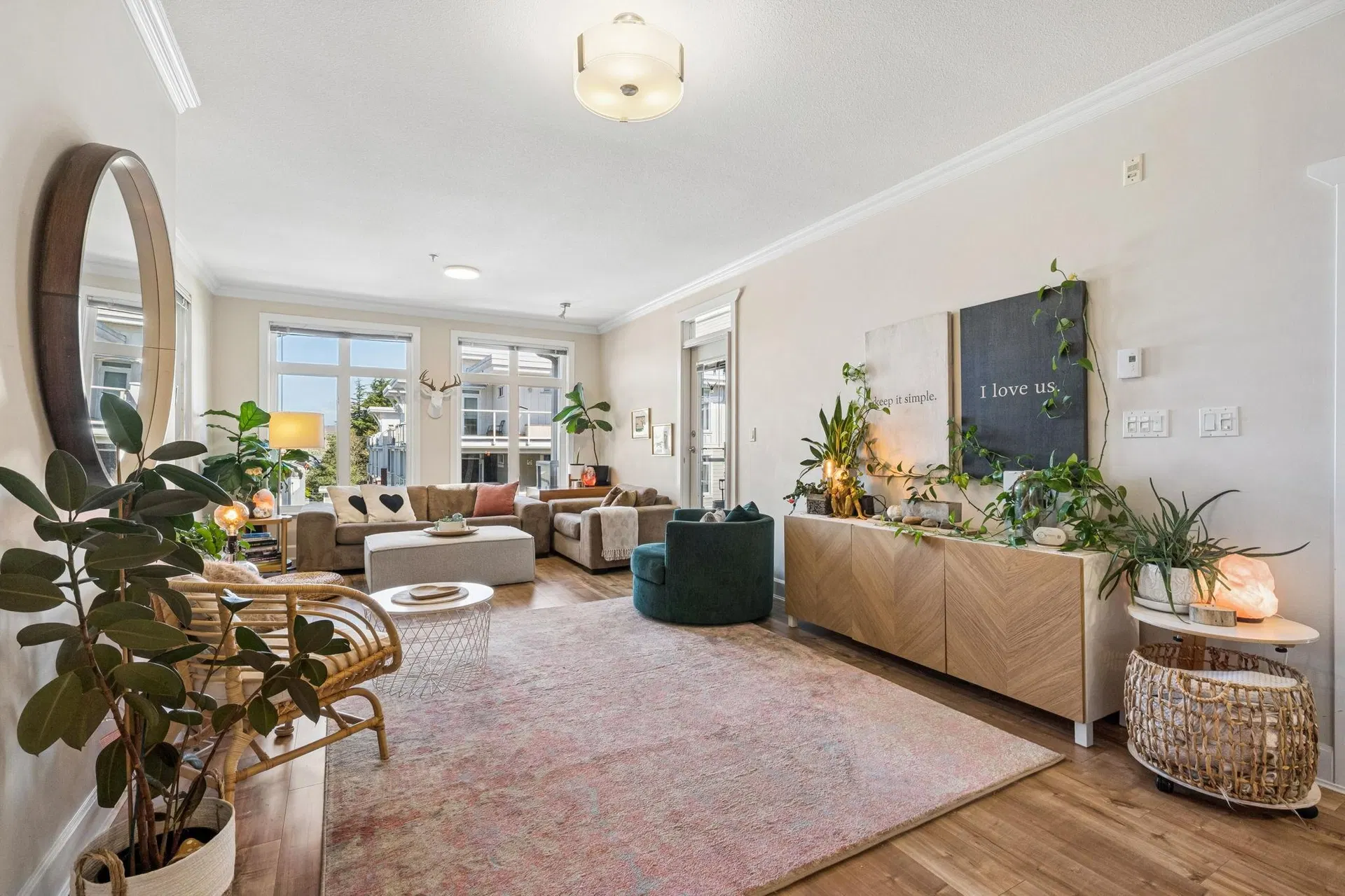 Photo 3 of 40 at #305 – 4111 Bayview Street