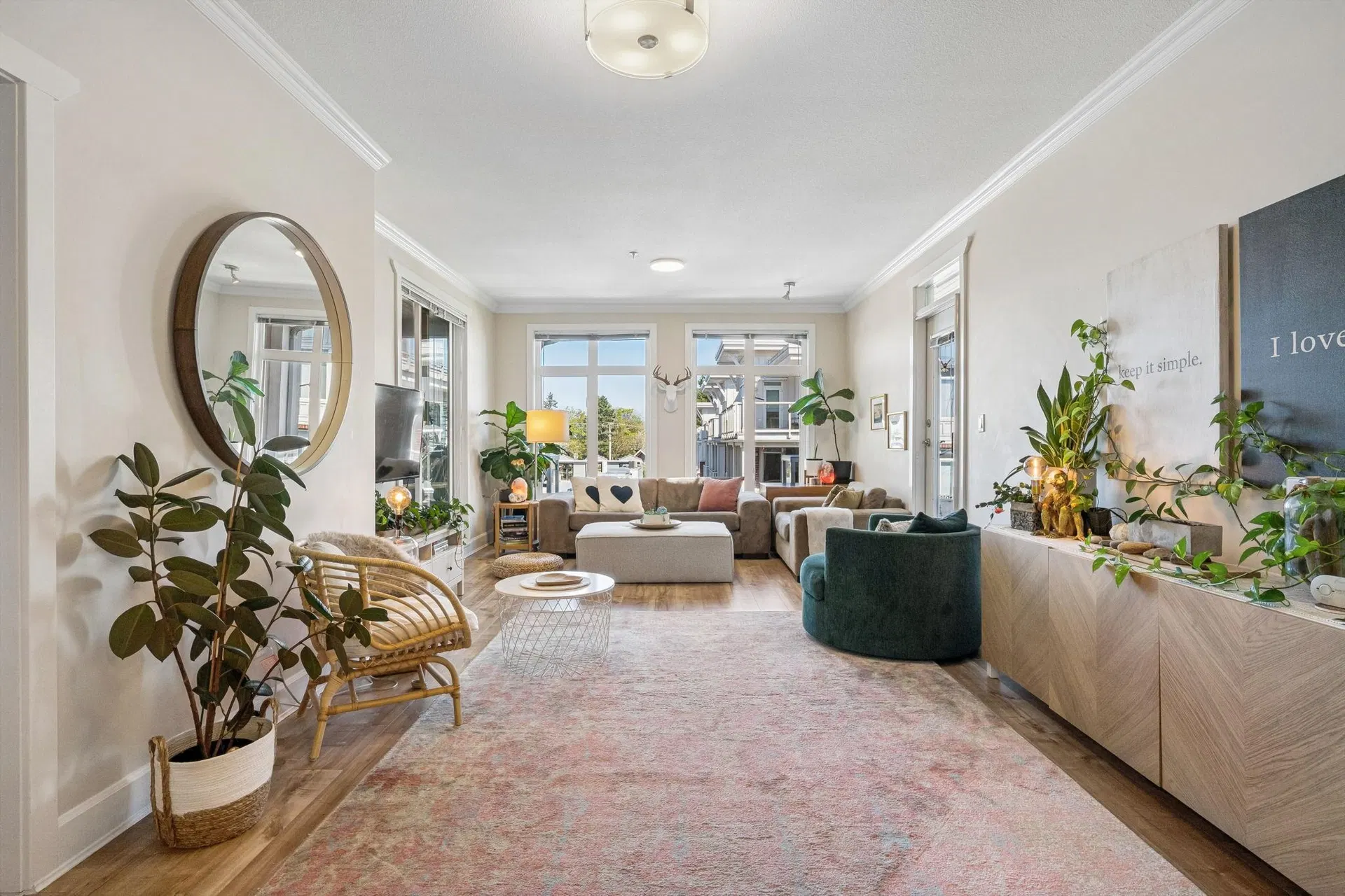 Photo 4 of 40 at #305 – 4111 Bayview Street