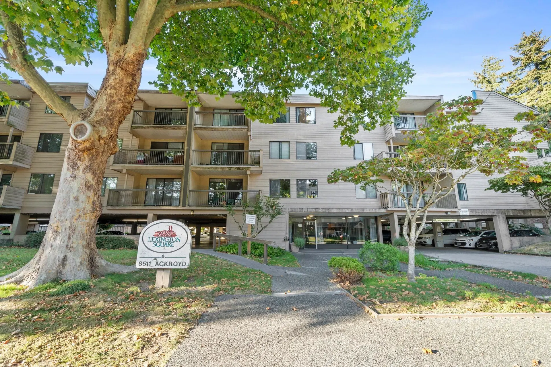 #317 – 8511 Ackroyd Road