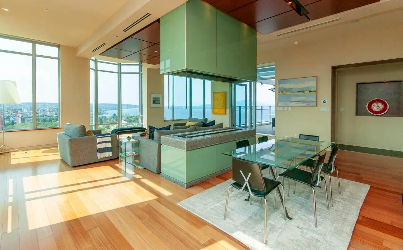 Photo 4 of 37 at #2901 – 1005 Beach Avenue