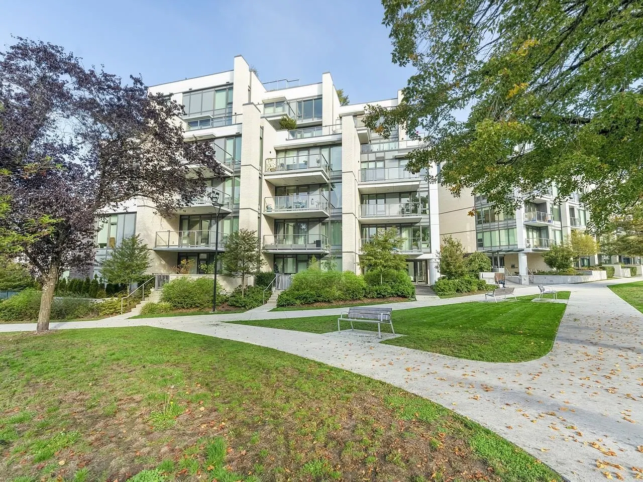 Photo 2 of 30 at #203 – 4685 Cambie Street