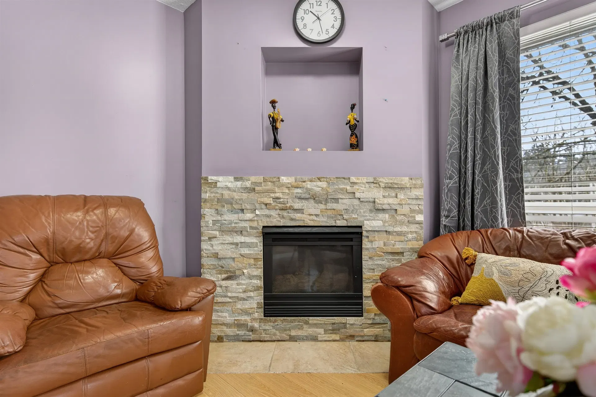 Photo 5 of 27 at #309 – 2435 Welcher Avenue