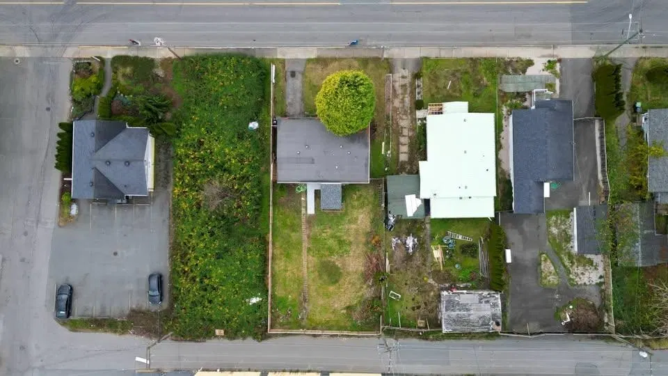 Photo 3 of 7 at 3112 271 Street