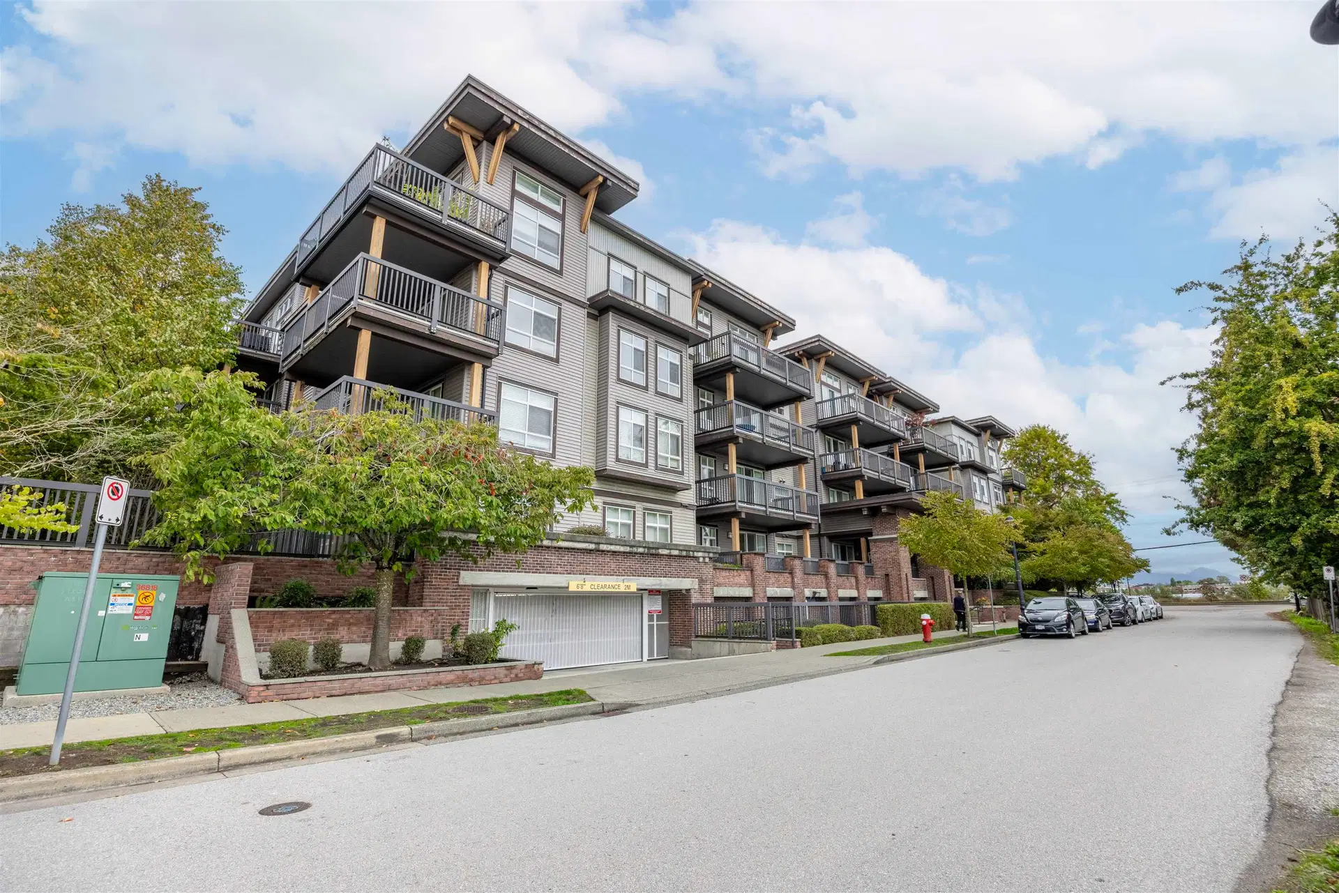 #105 – 6033 Katsura Street