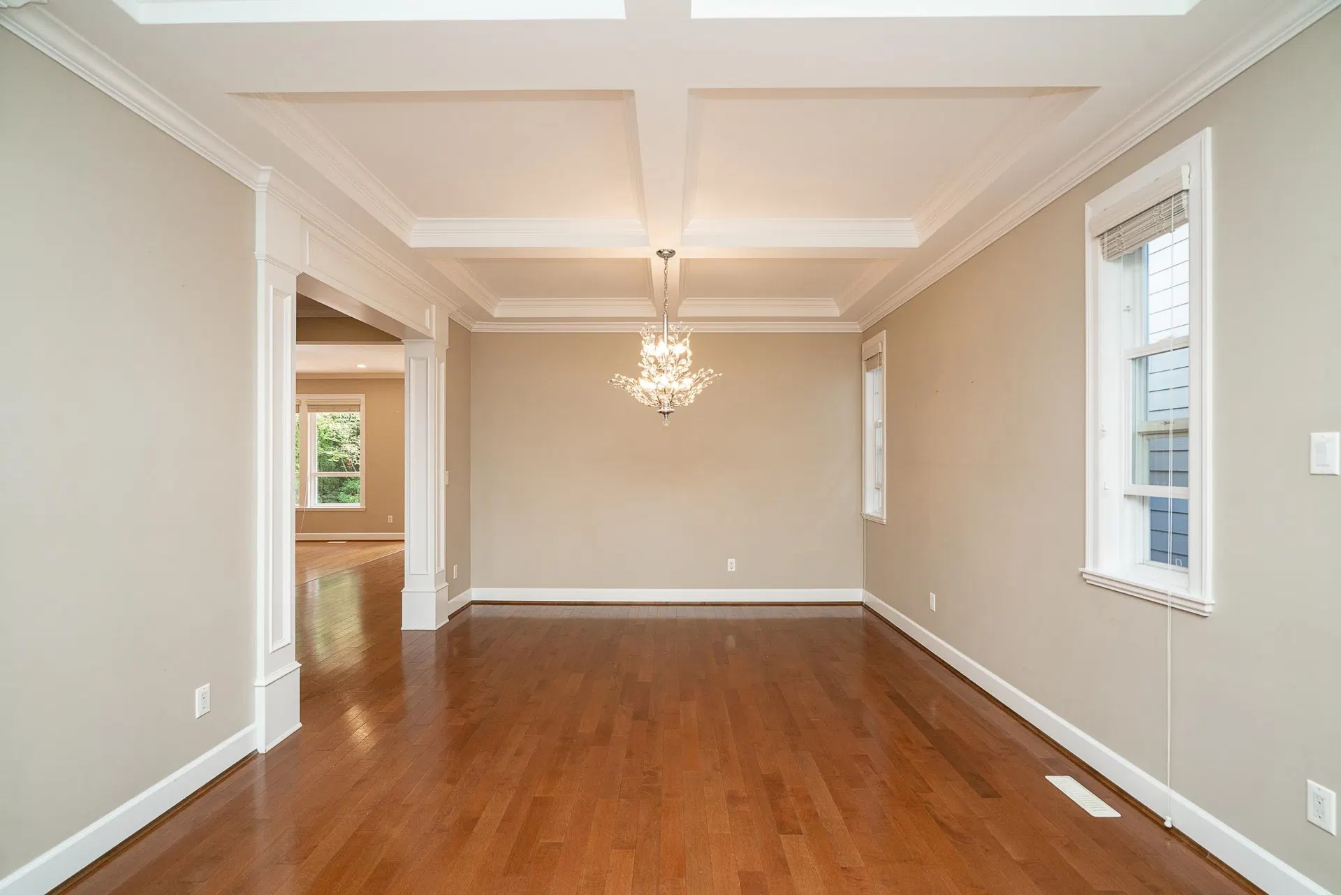 Photo 3 of 40 at 3782 154 Street