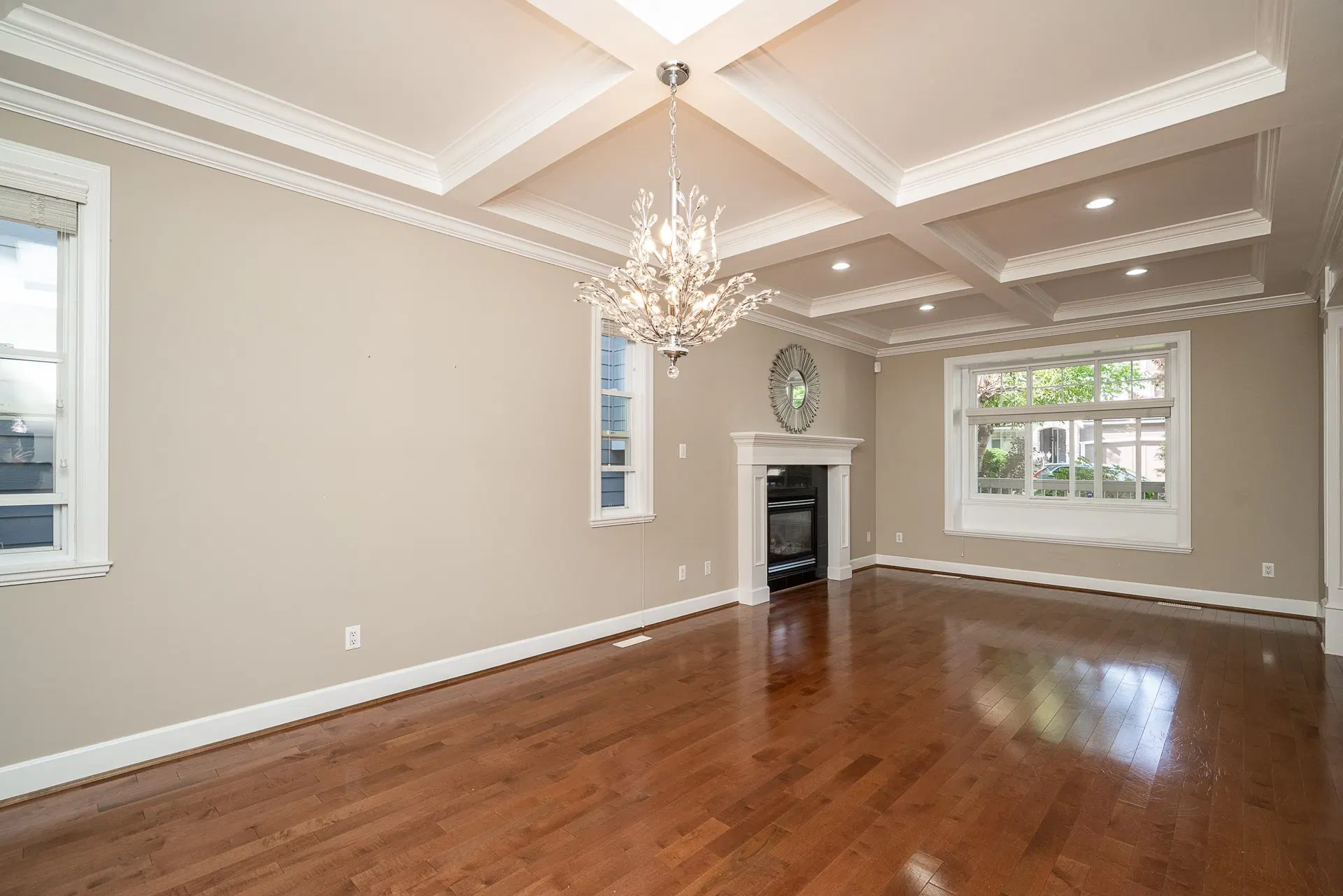 Photo 4 of 40 at 3782 154 Street