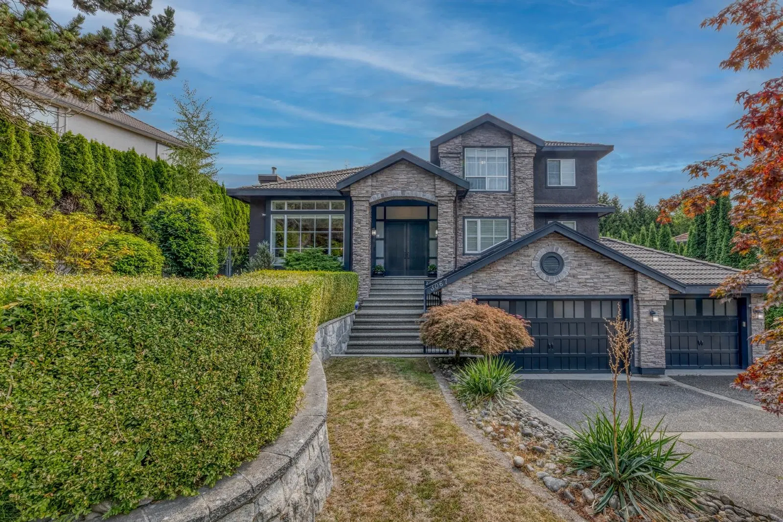 Photo 2 of 37 at 3067 Plateau Boulevard