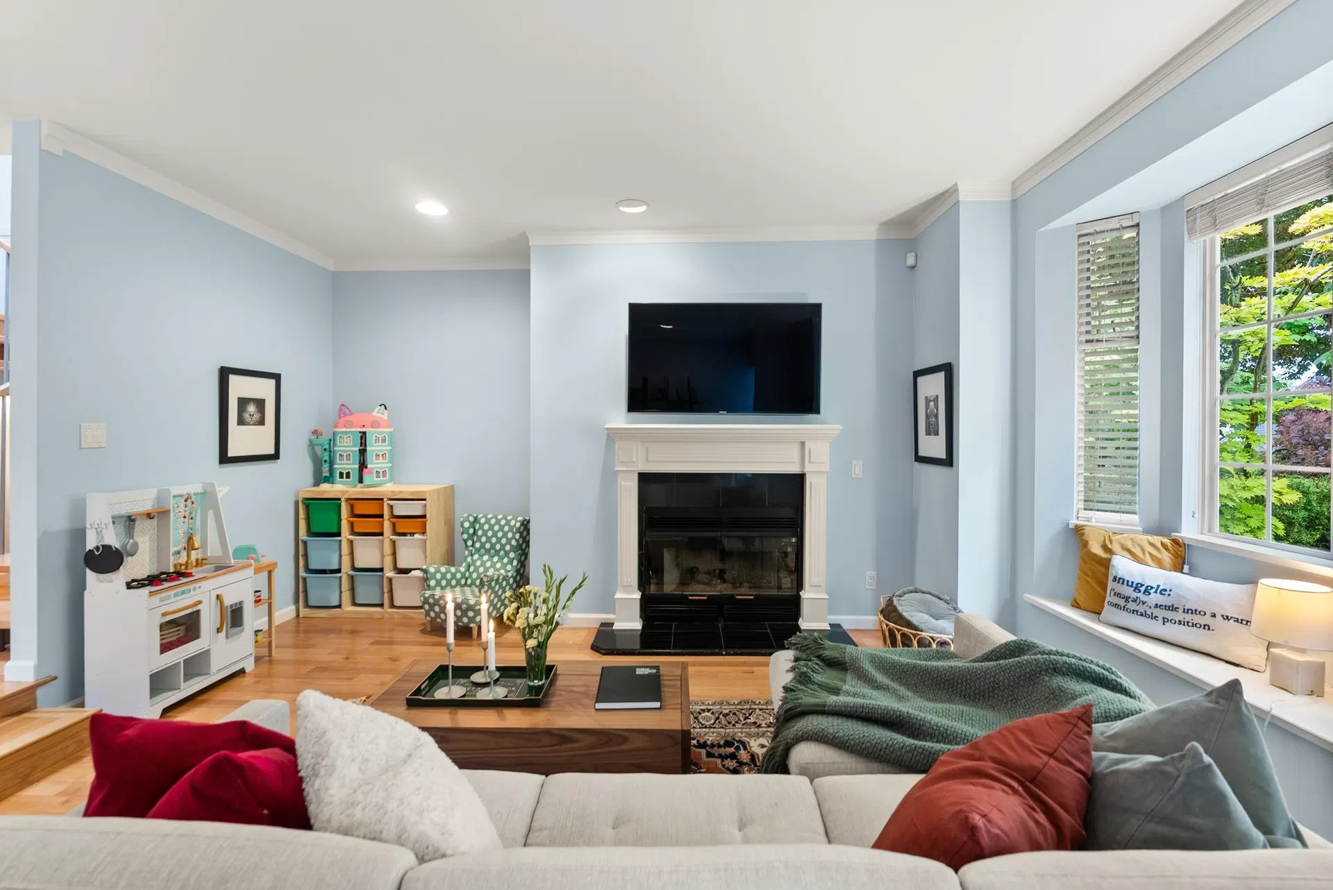 Photo 3 of 40 at 2146 W 14th Avenue